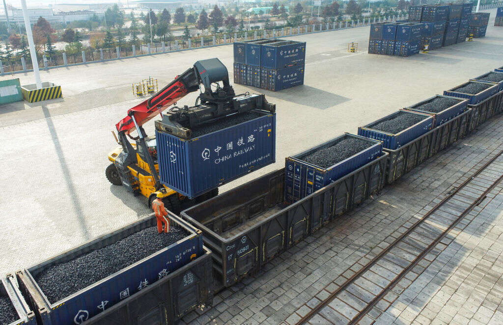 Sembcorp, coal, green bonds, green loans, sustainability-linked debt